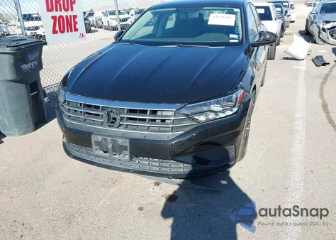 2021 Volkswagen Jetta 1.4T R-Line/1.4T S/1.4T Se z USA, uszkodzony, nr VIN 3VWC57BU7MM034458